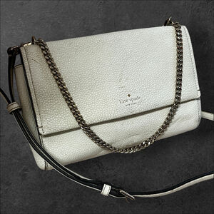 Kate Spade Crossbody Handbag Leather Ivory Shoulder Bag Purse With Silver Chain